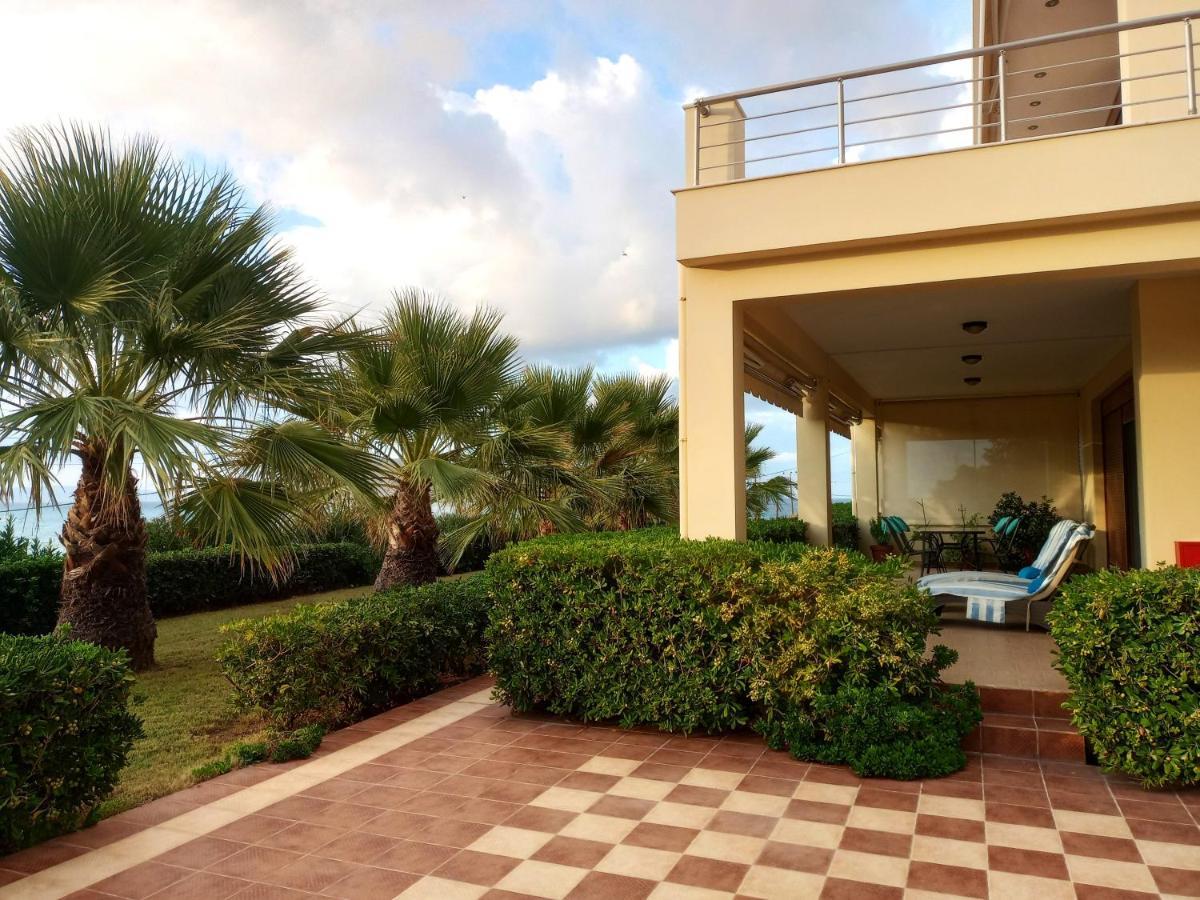 Tholos Bay Suites Kavoúsion Exterior foto