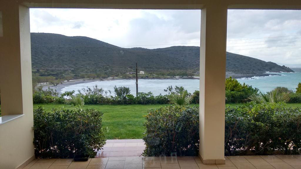 Tholos Bay Suites Kavoúsion Zimmer foto